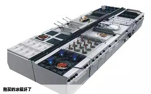刚买的冰箱坏了